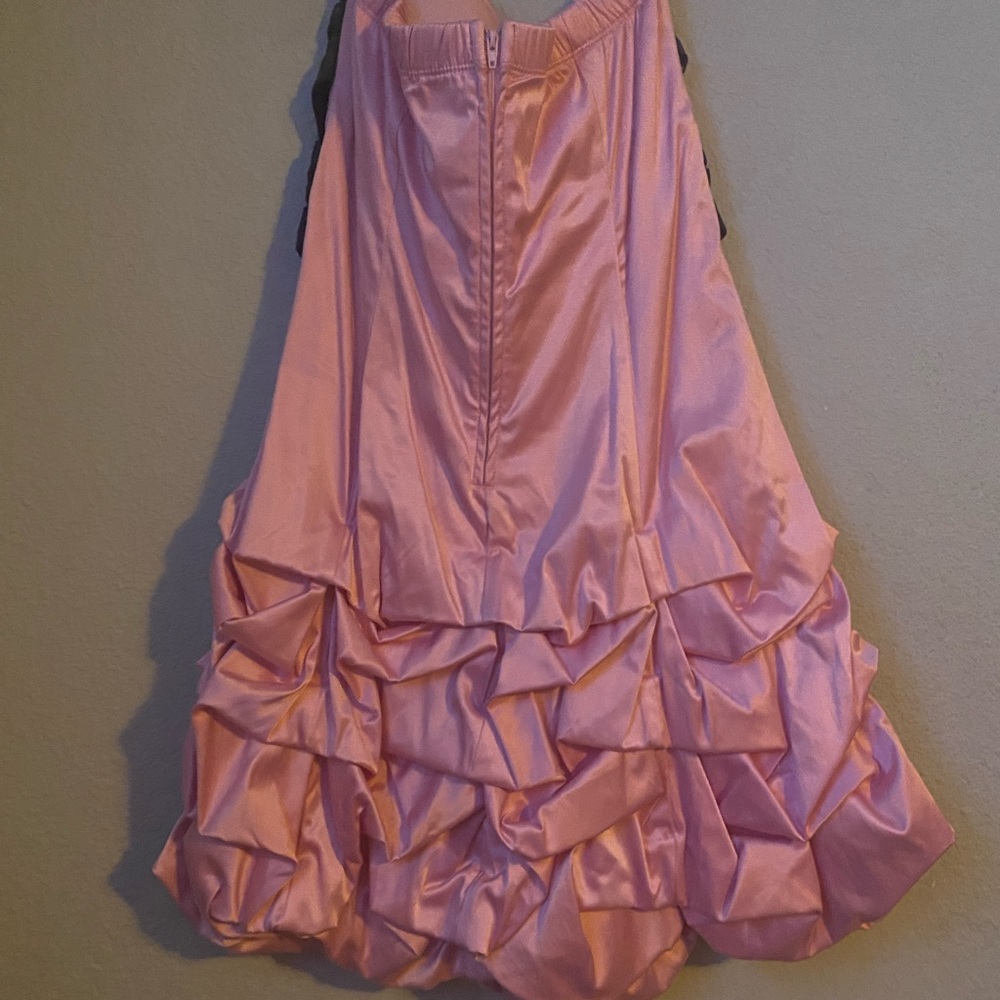 Size 7, strapless, light pink, short dress.